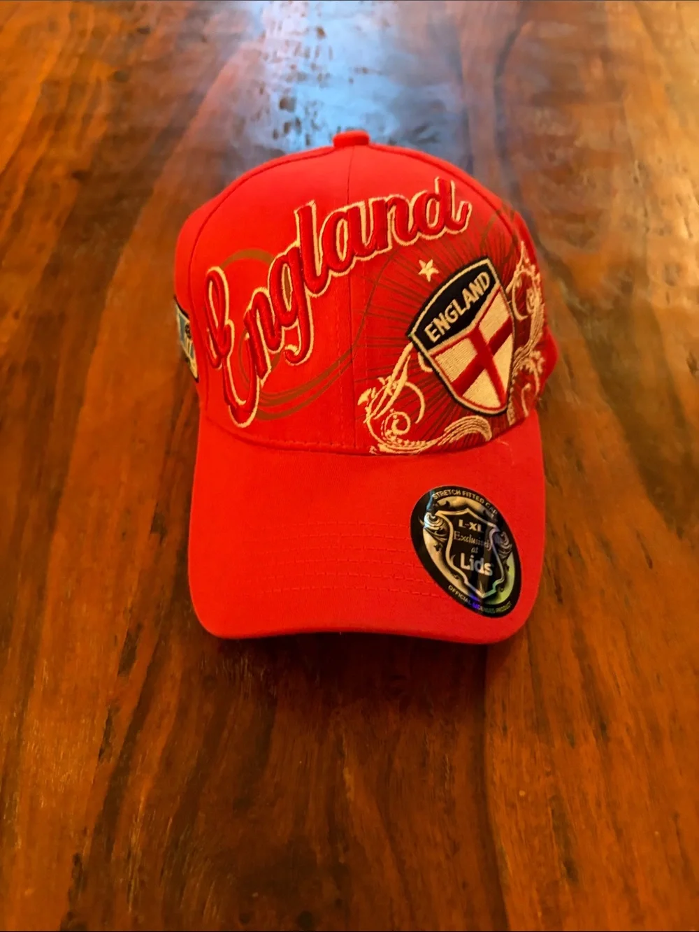 England mens Baseball Cap with Crest